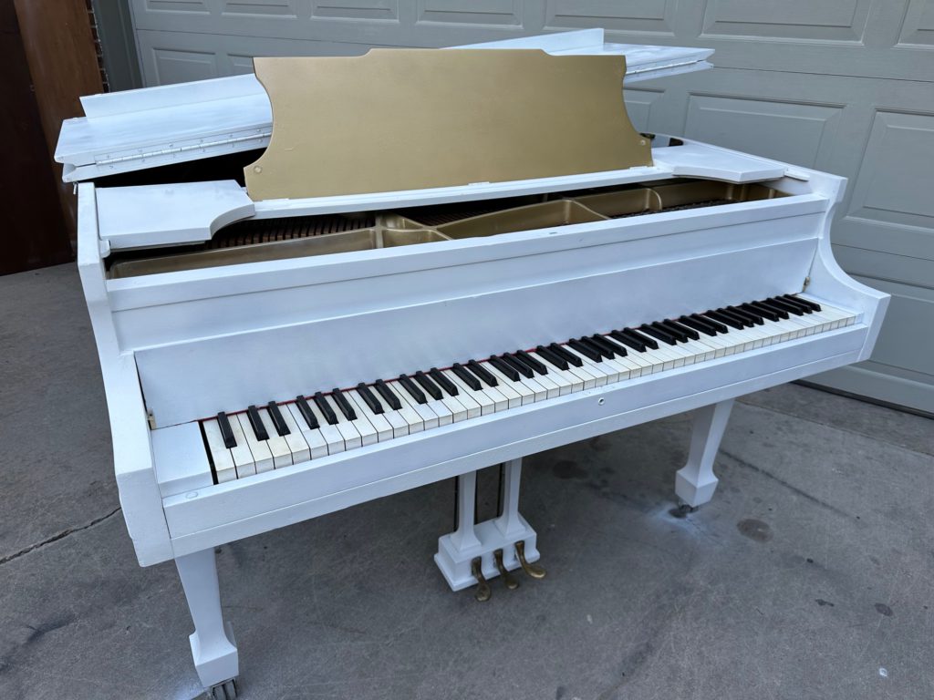 Kranich & Bach petit babygrand Piano