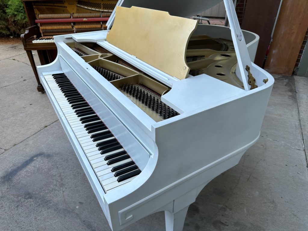 Kranich & Bach petit babygrand Piano