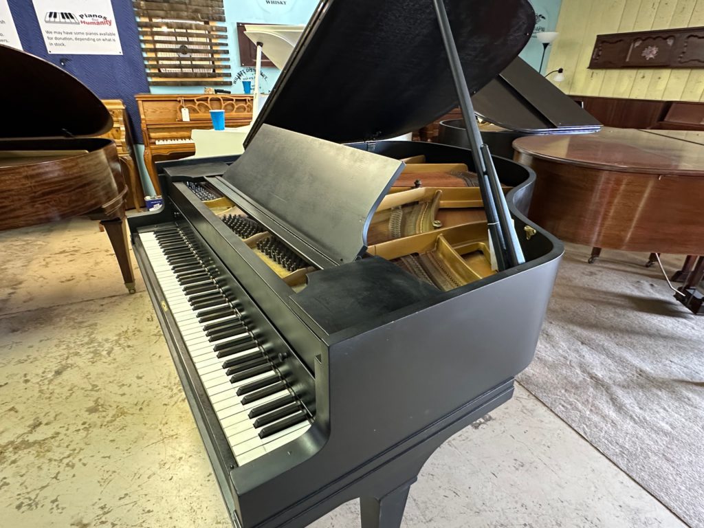 Baldwin Babygrand