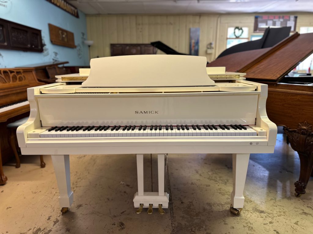Samick Babygrand