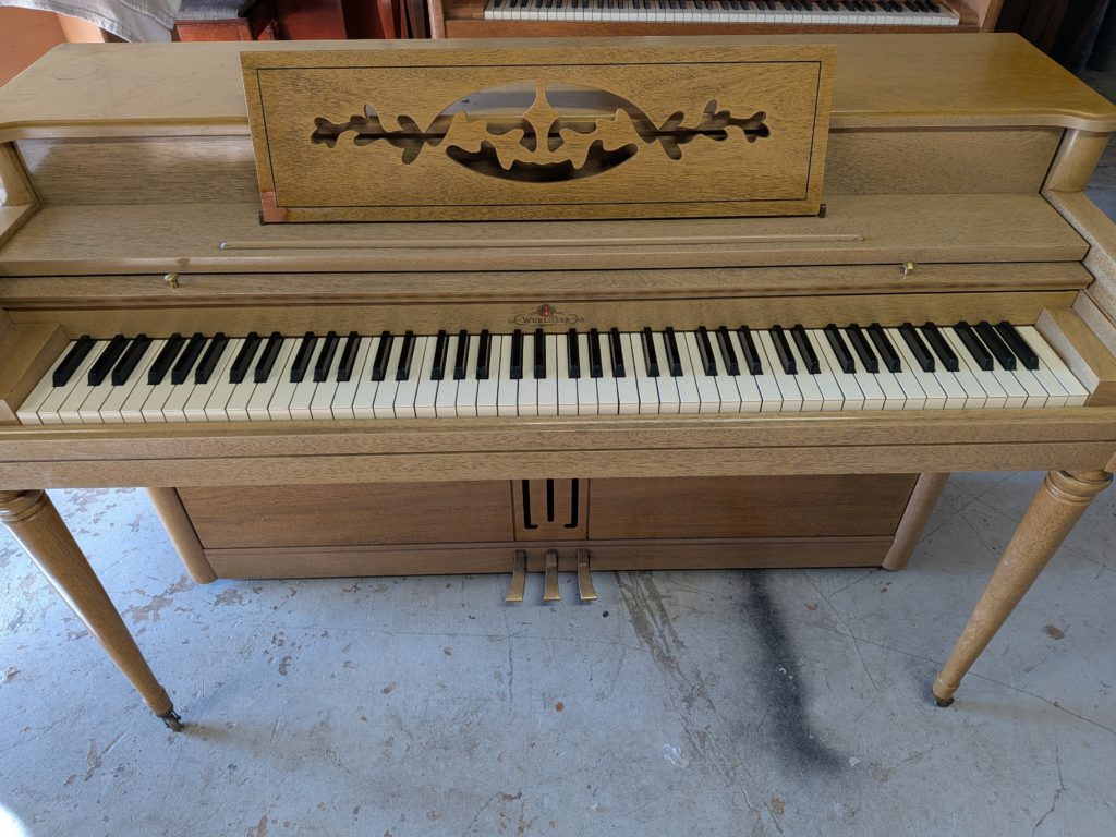 Wurlitzer ~ Older than 30