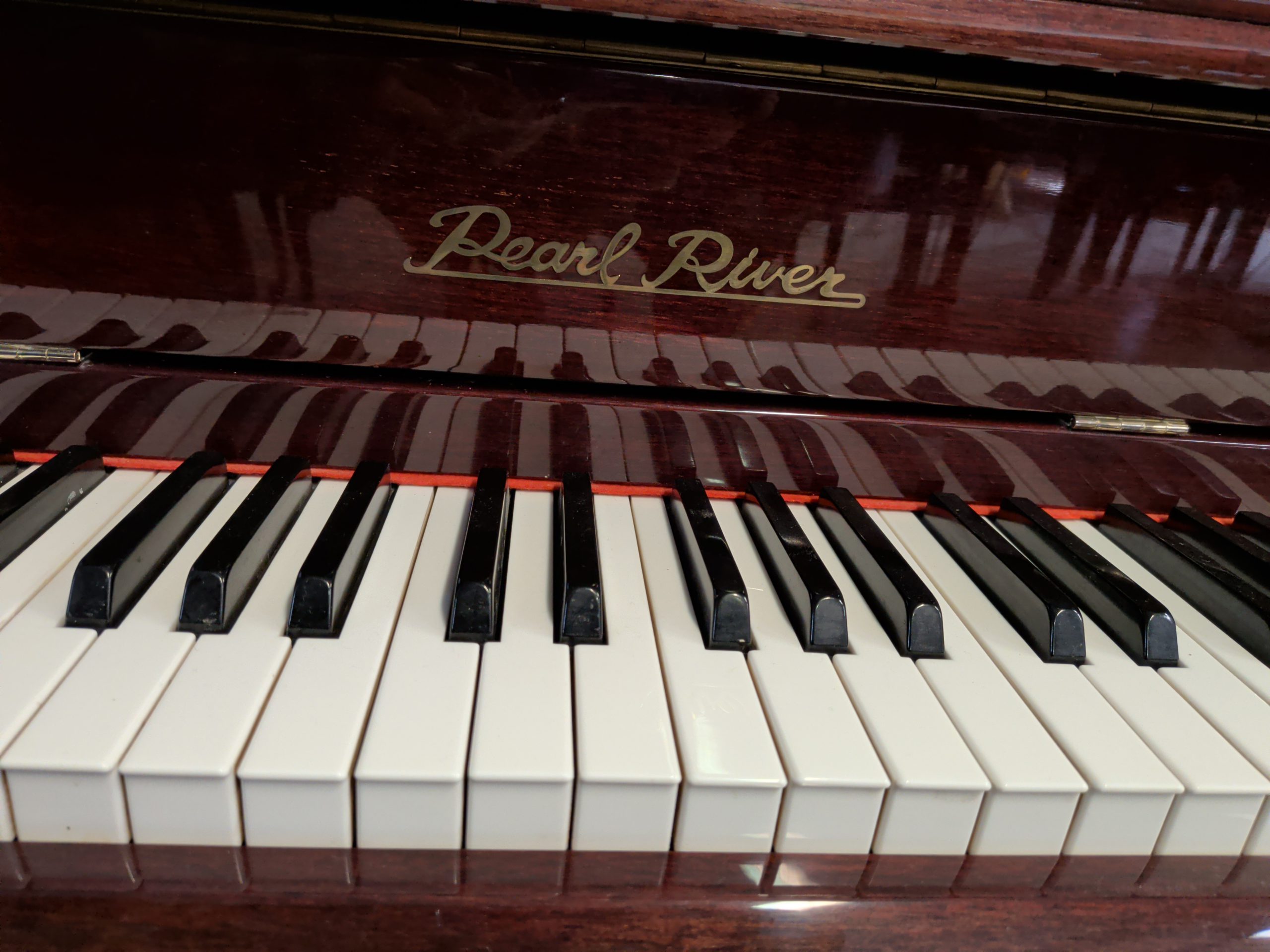 Pearl River Console Console