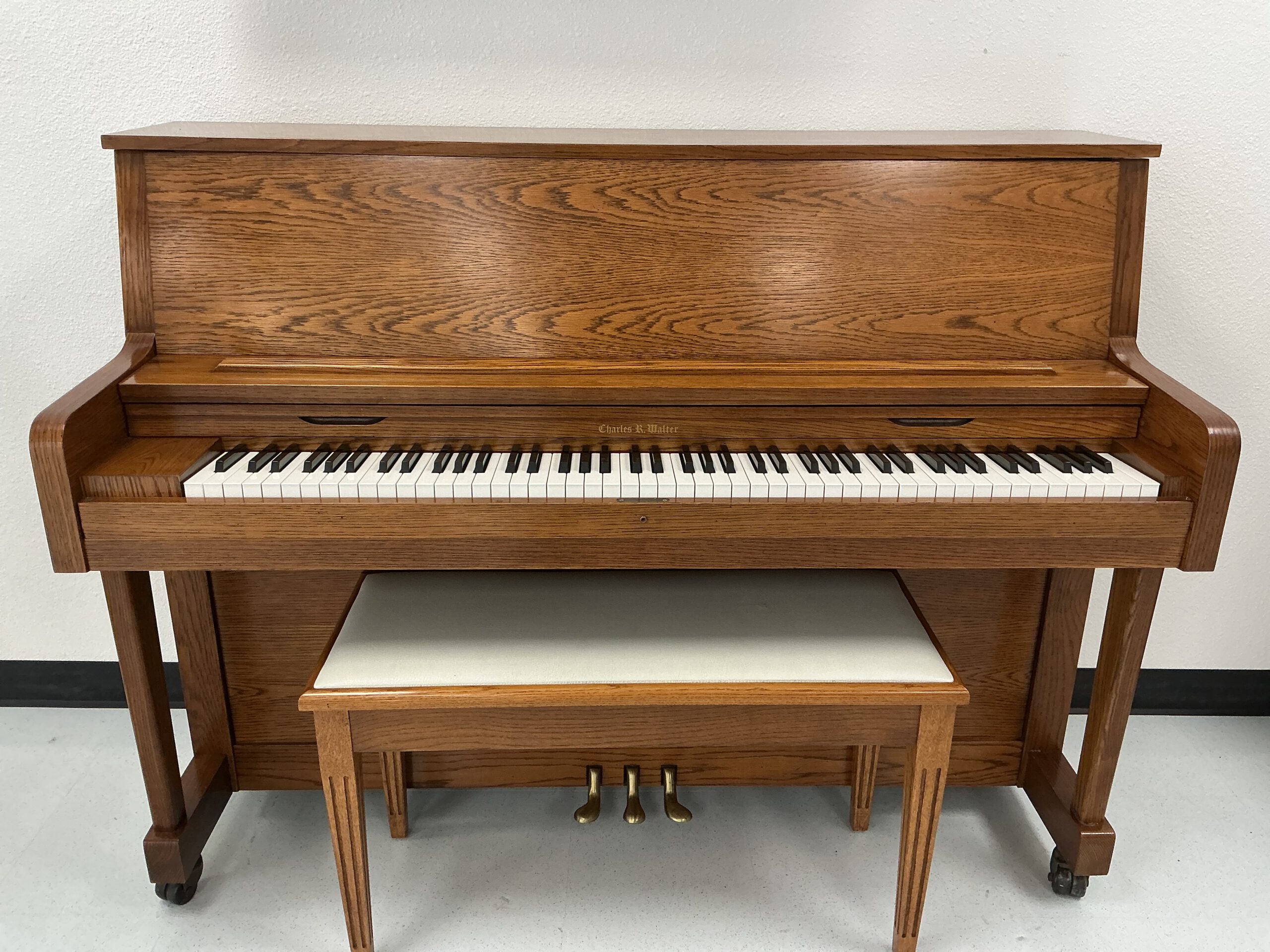 Charles R WalterUpright $2000